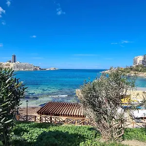 Cozy Inside.city & Beach Outside Appartamento Sliema